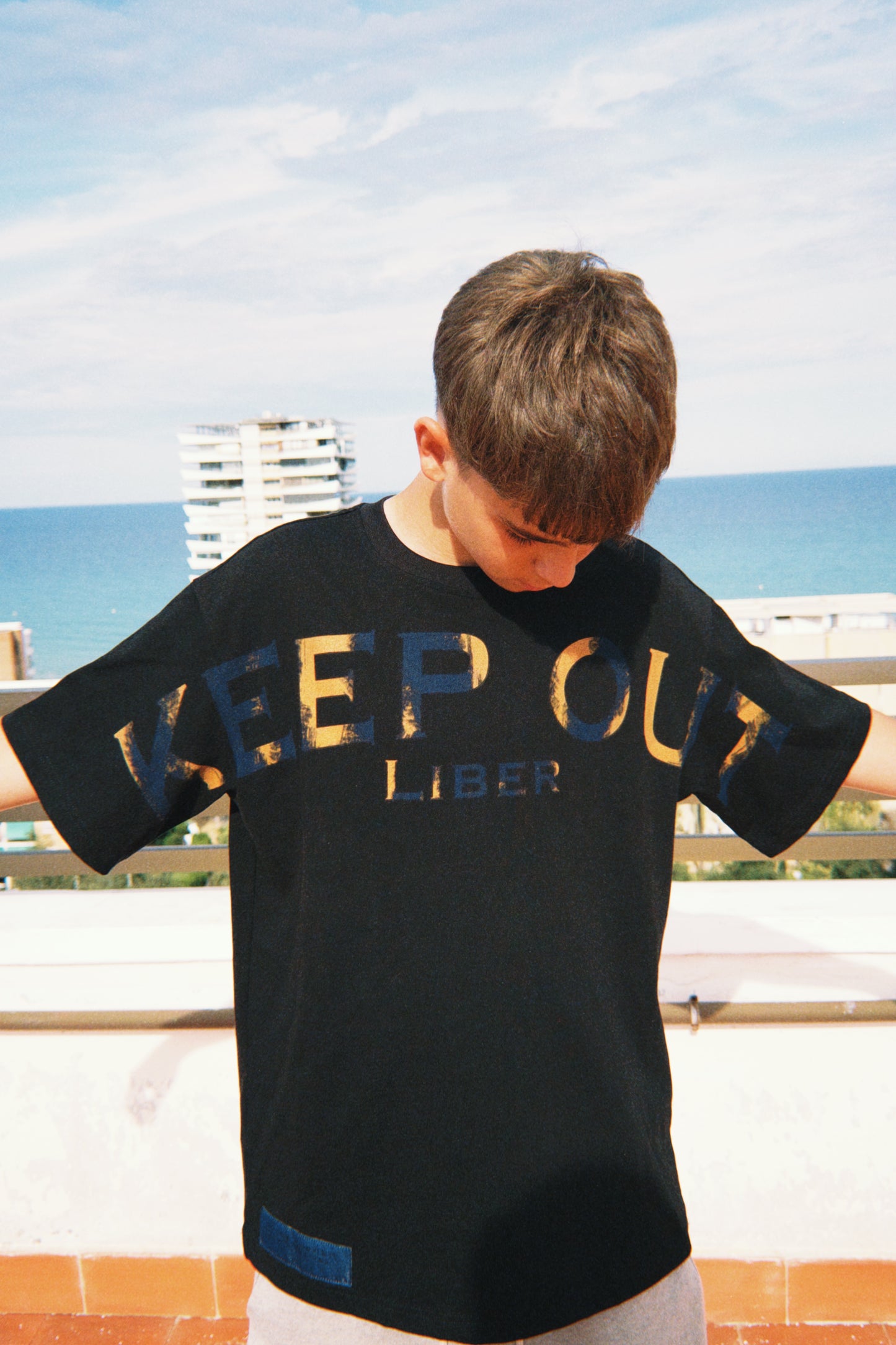 “KEEP OUT” t-shirt (pre-order)